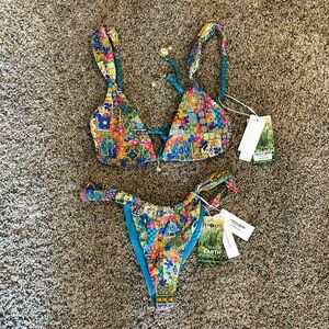 Bydee Cyprus top and bottom in Alegre